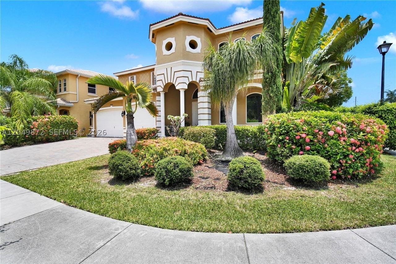 20765 Sw 89th Ave - Photo 3 of 40