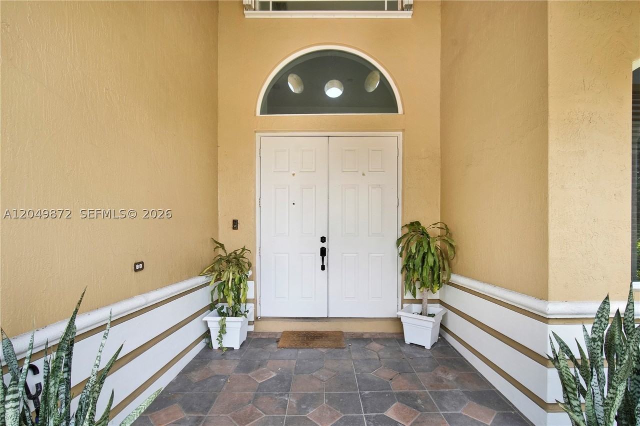20765 Sw 89th Ave - Photo 4 of 40