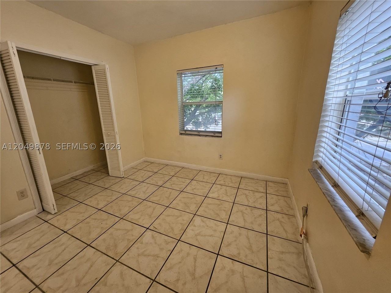 822 Sw 31st Ave #822 - Photo 7 of 14
