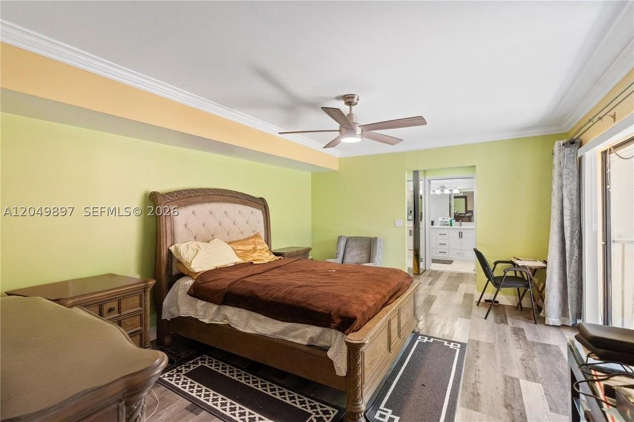 1600 Coral Ave - Photo 7 of 10