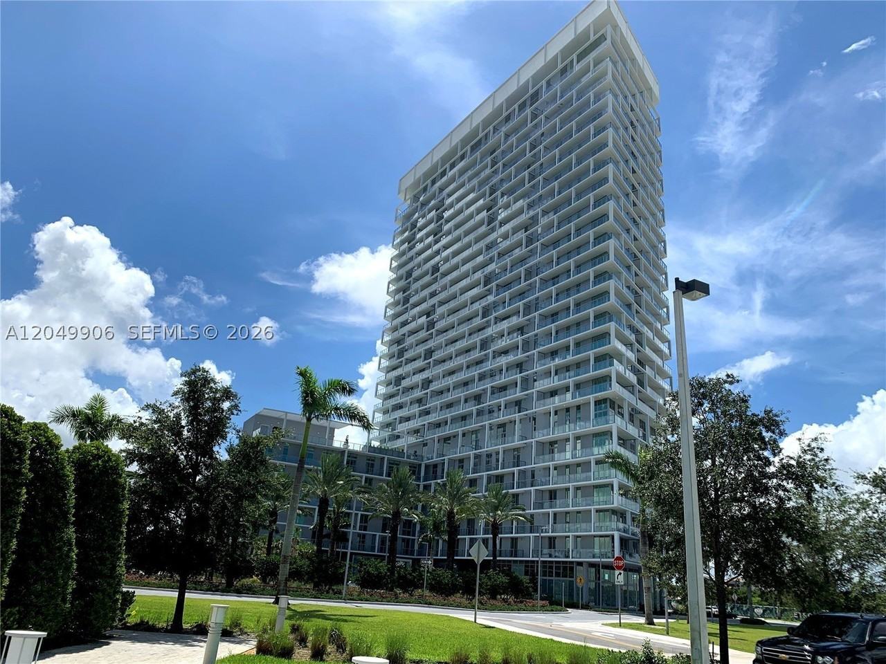 2000 Metropica Way #1603