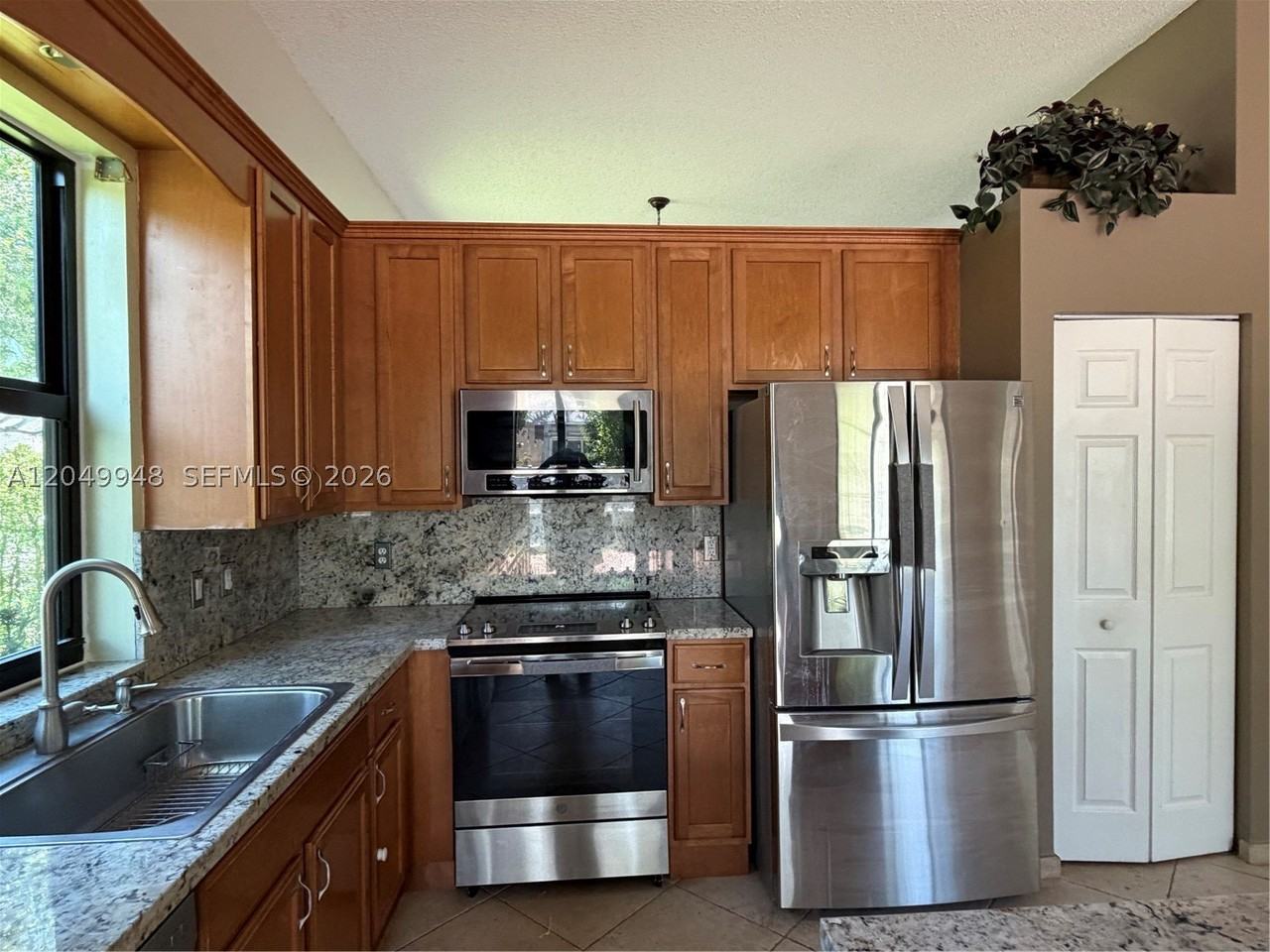 1603 Nw 143rd Way #1603 - Photo 3 of 18