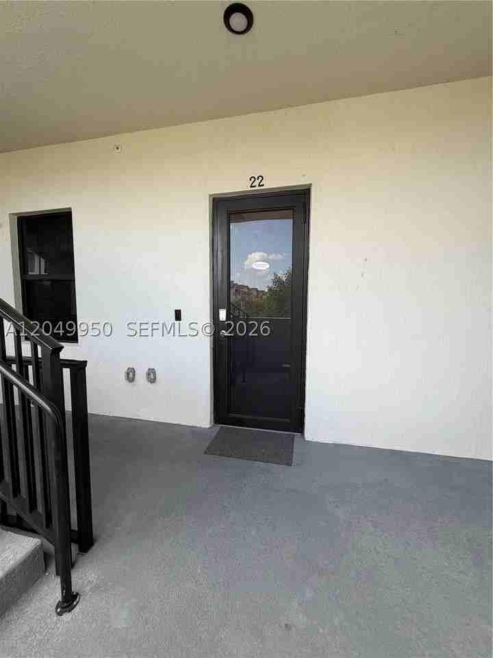 8195 Nw 104th Ave #22 - Photo 3 of 26