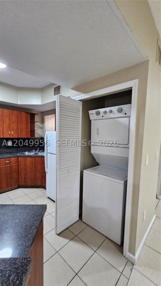 785 Sw 6th Pl #1 - Photo 7 of 16