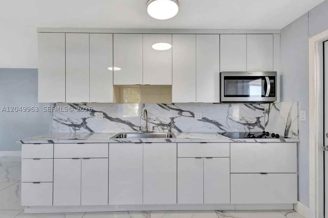 1008 Elm Rd #1 - Photo 6 of 13