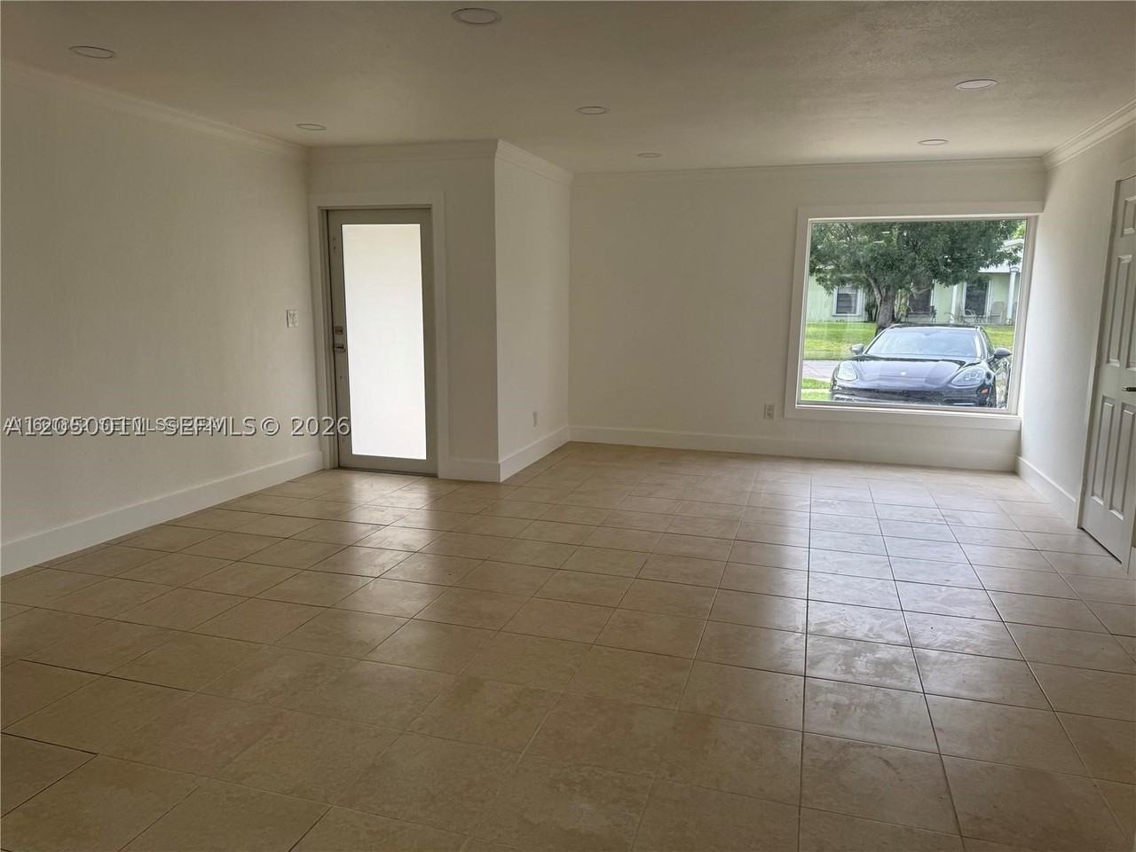 10835 Sw 154th Ter - Photo 7 of 15