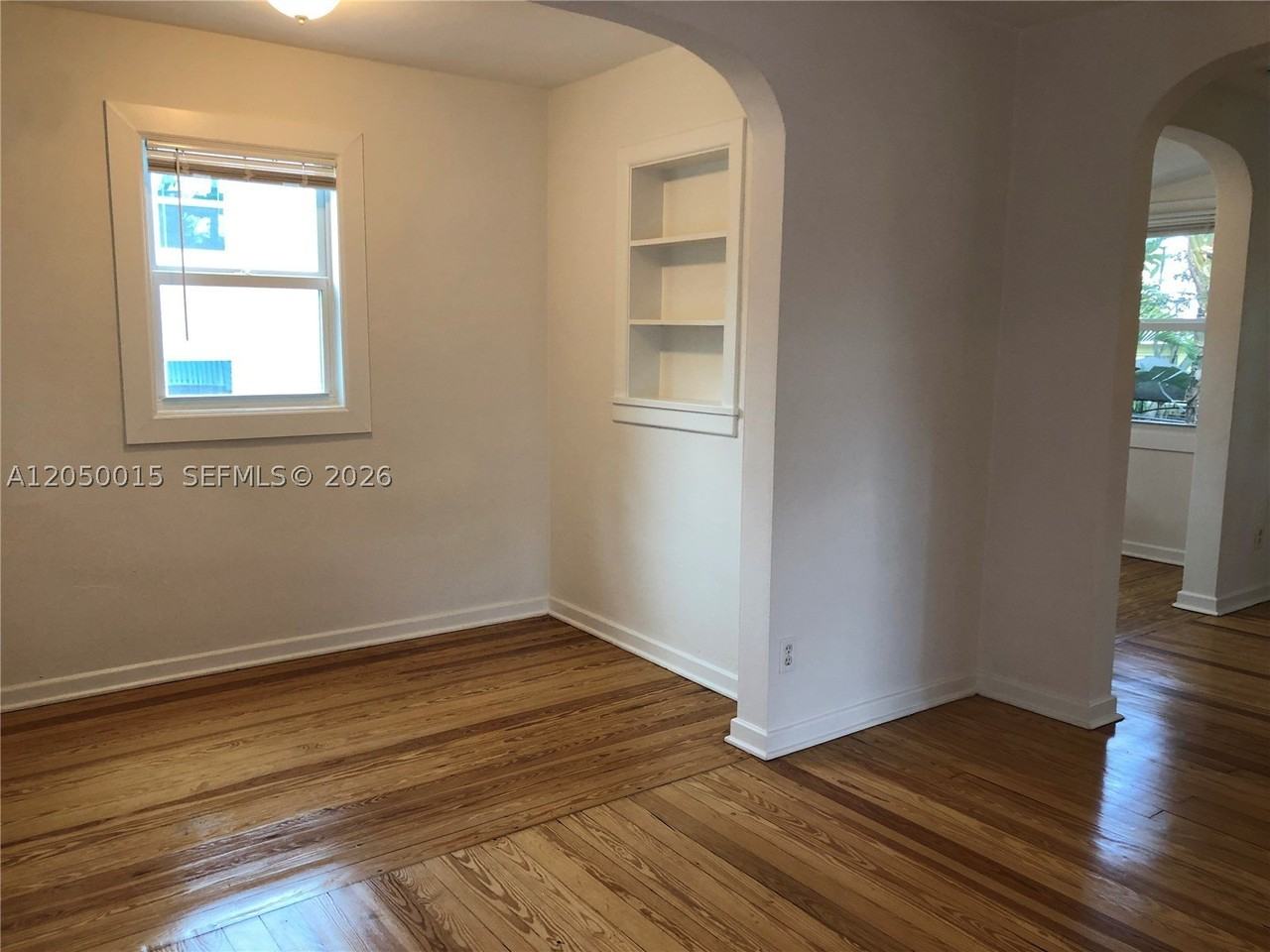 114 S M St #5 - Photo 5 of 19