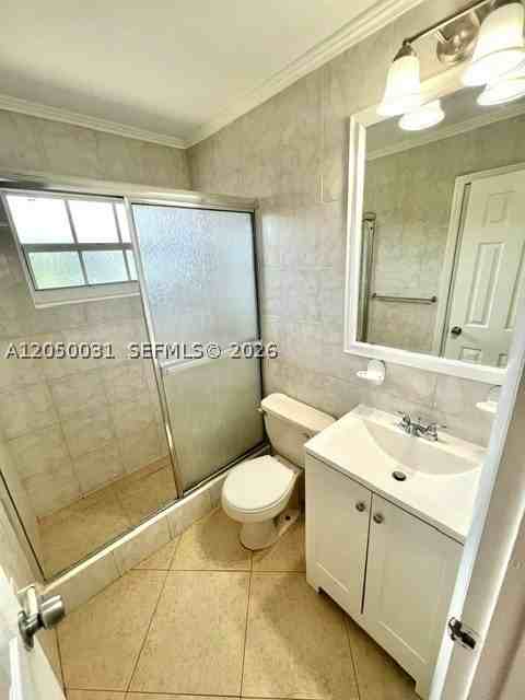 696 Ne 85th St #1 - Photo 7 of 8