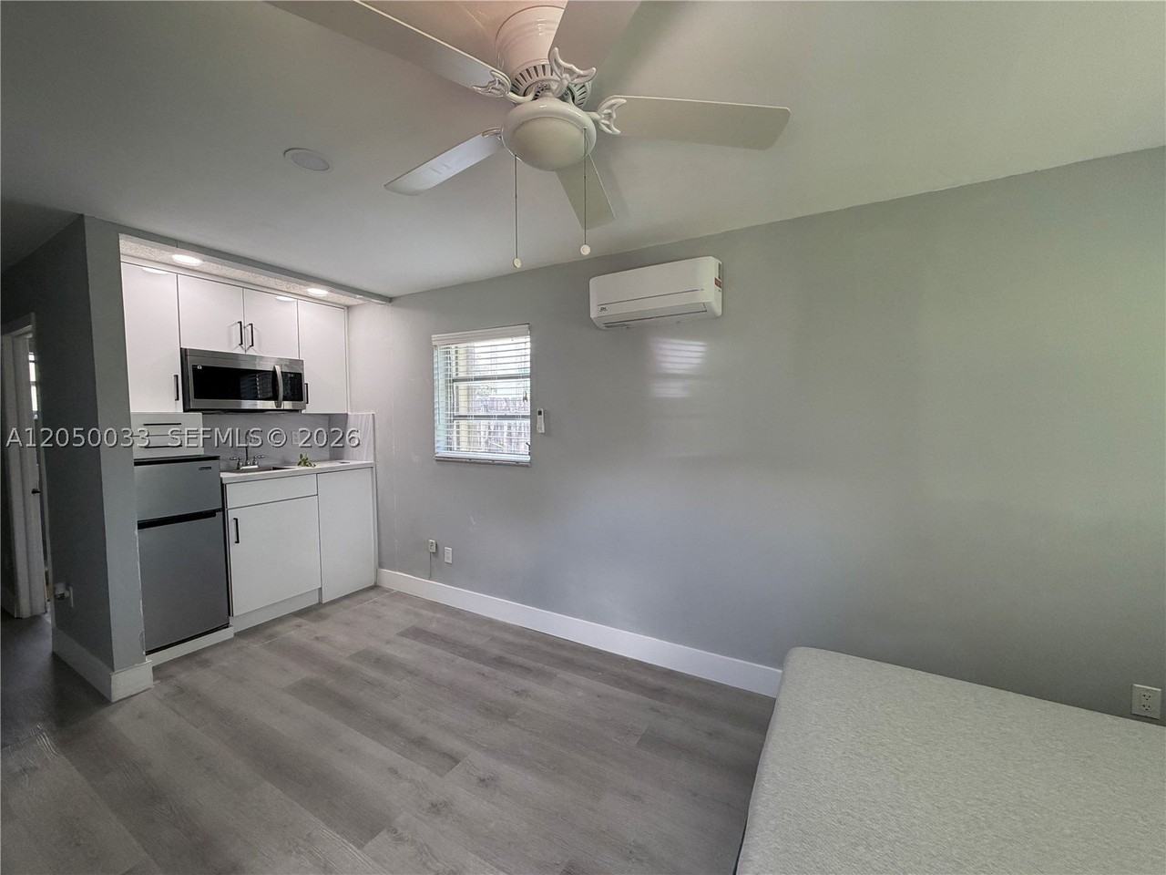 7889 Nw 174th St - Photo 3 of 9