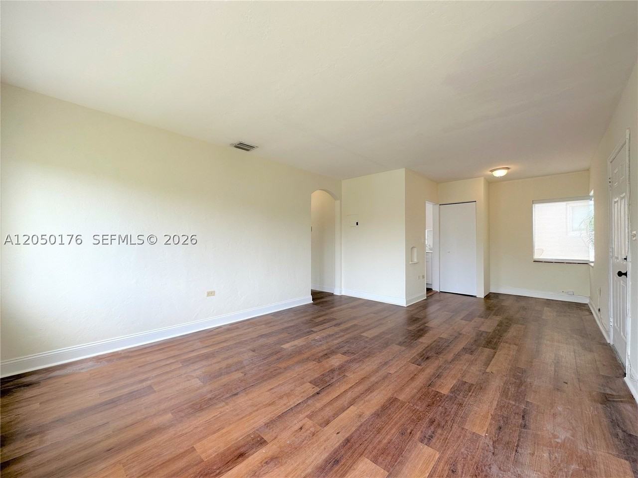 1920 Biarritz Dr #3 - Photo 3 of 21