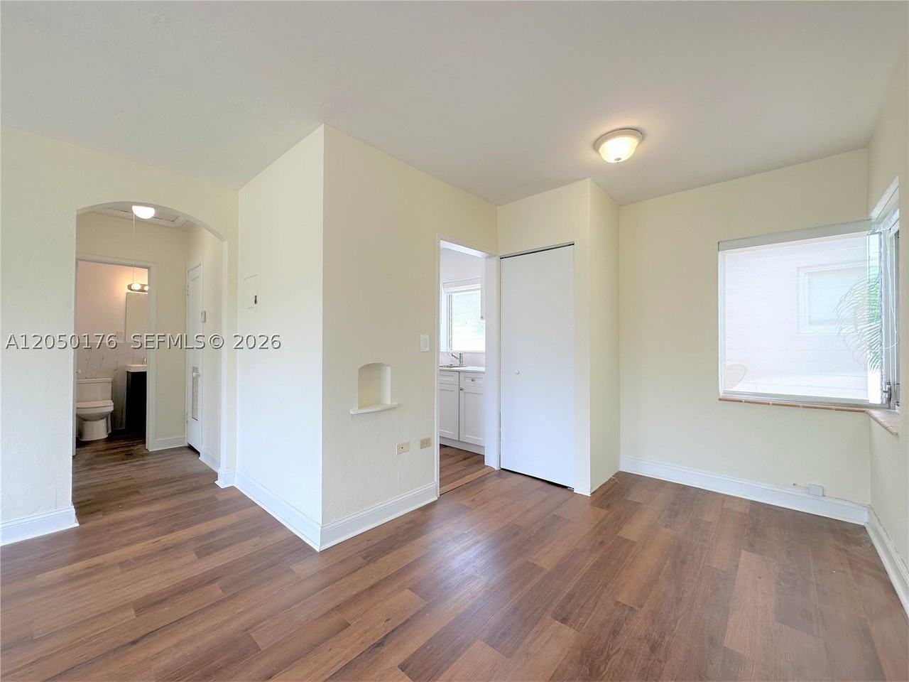 1920 Biarritz Dr #3 - Photo 7 of 21