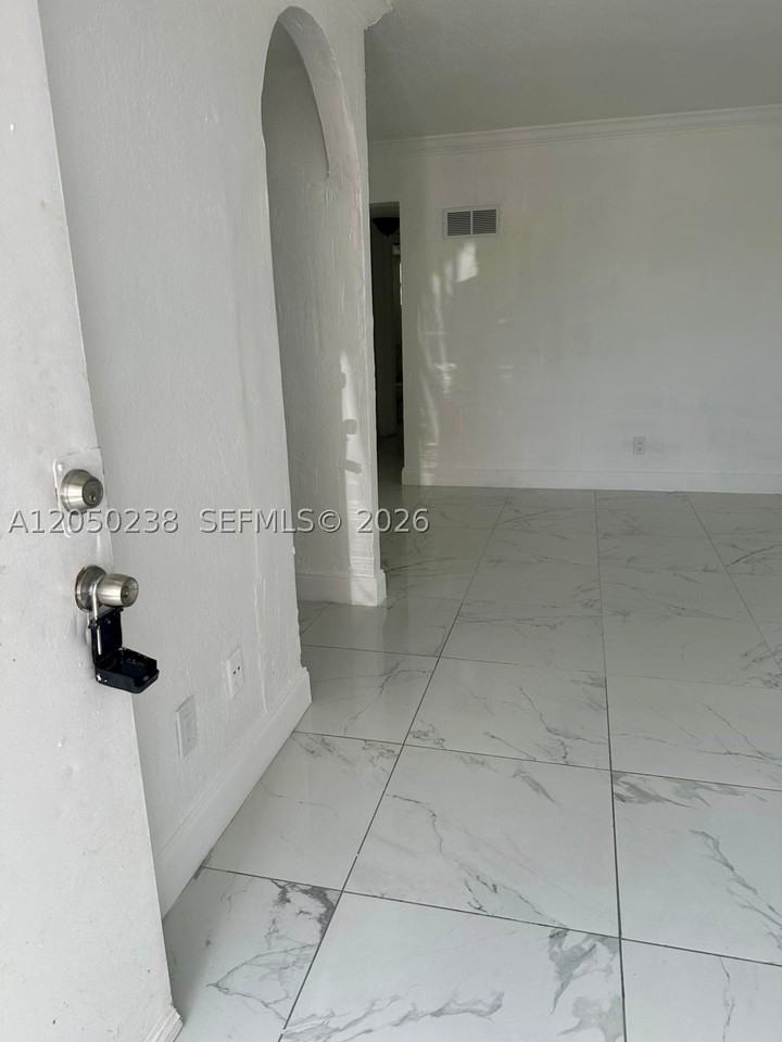 7101 Sw 89th Ct #104 - Photo 4 of 5