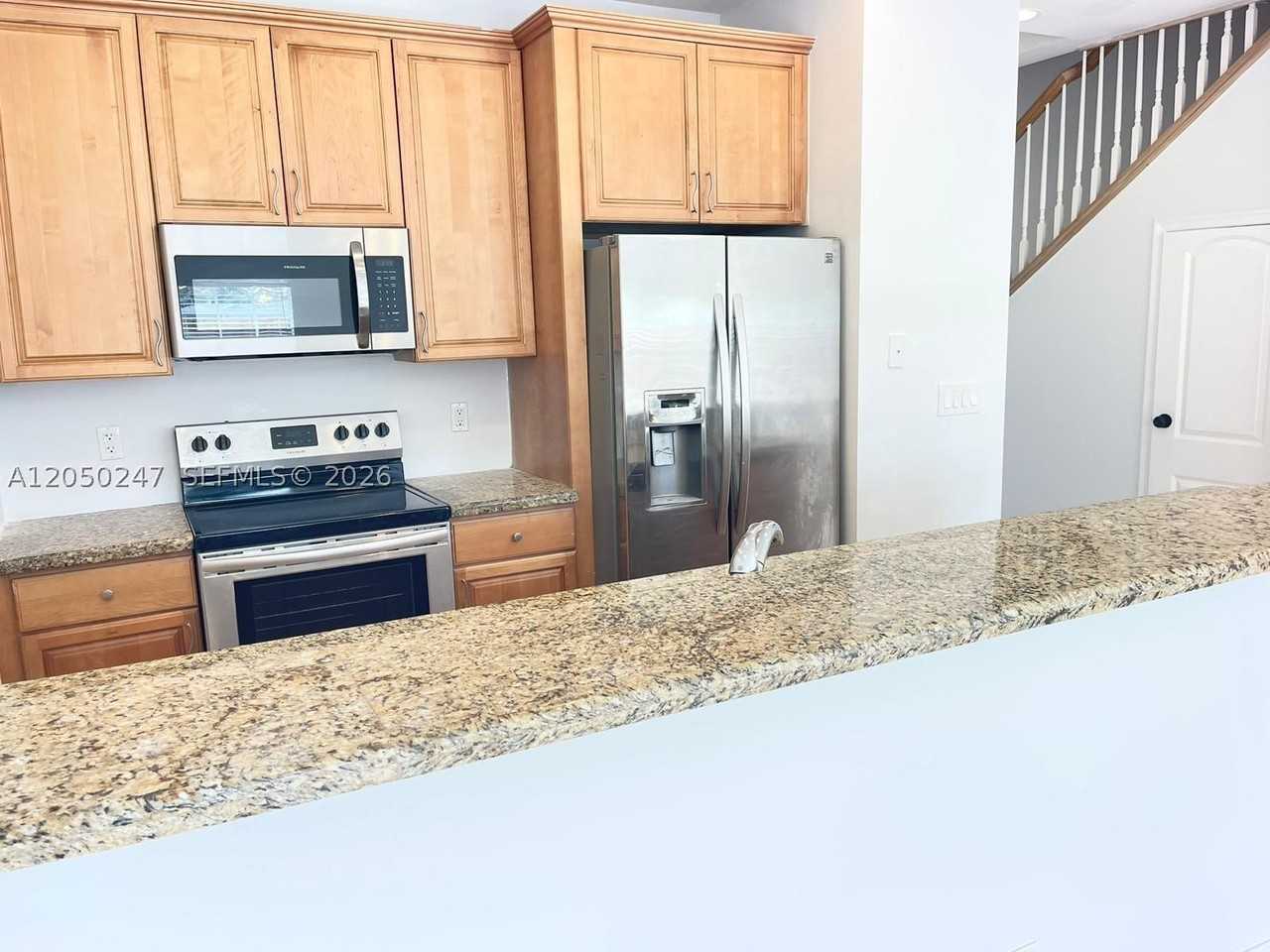 2307 Washington St #4 - Photo 4 of 25