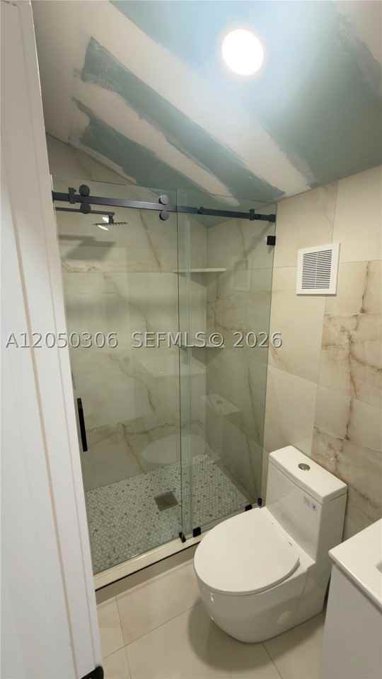 1150 Sw 9th Ave #1 - Photo 5 of 10