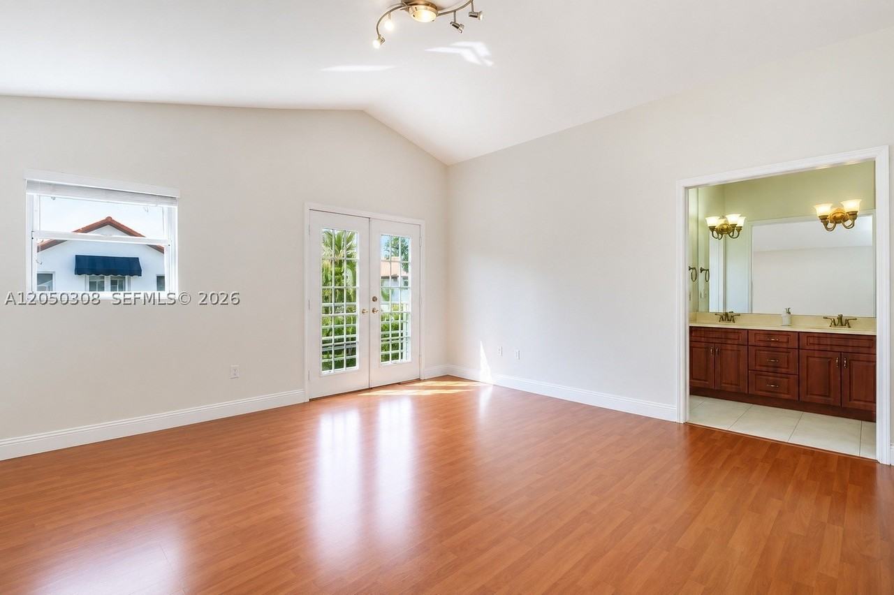 1843 Sw 138th Ave #0 - Photo 6 of 7