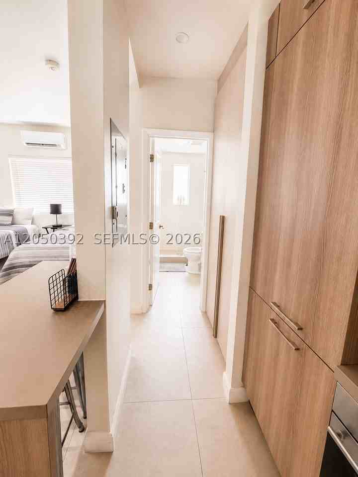 245 Ne 33rd St #101 - Photo 6 of 10