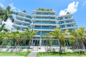 featured image of 9901 W Bay Harbor Dr #502