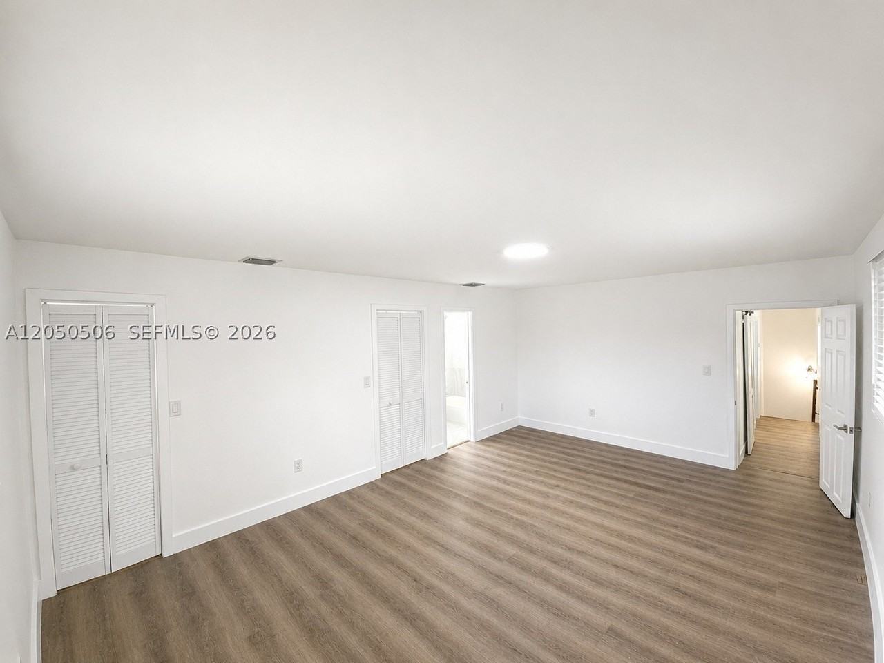 5190 E 1st Ave #B - Photo 4 of 8