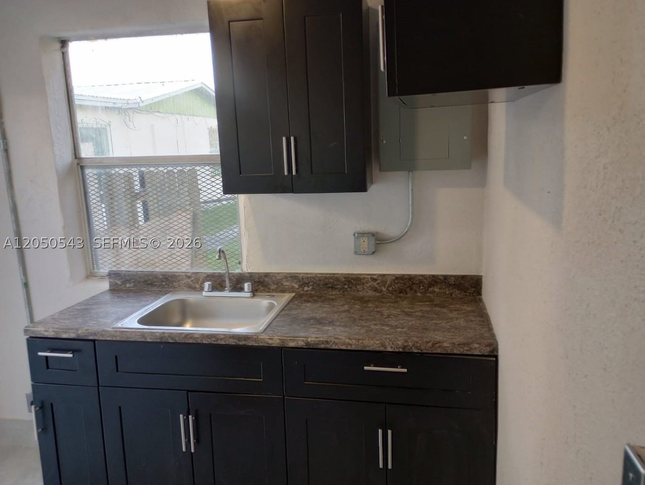 1241 Dr Martin Luther King Jr Blvd W #4