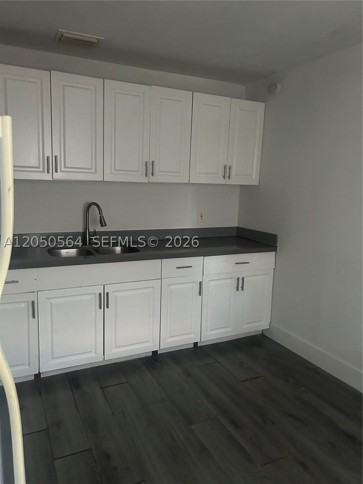 1829 N A St #67 - Photo 4 of 8