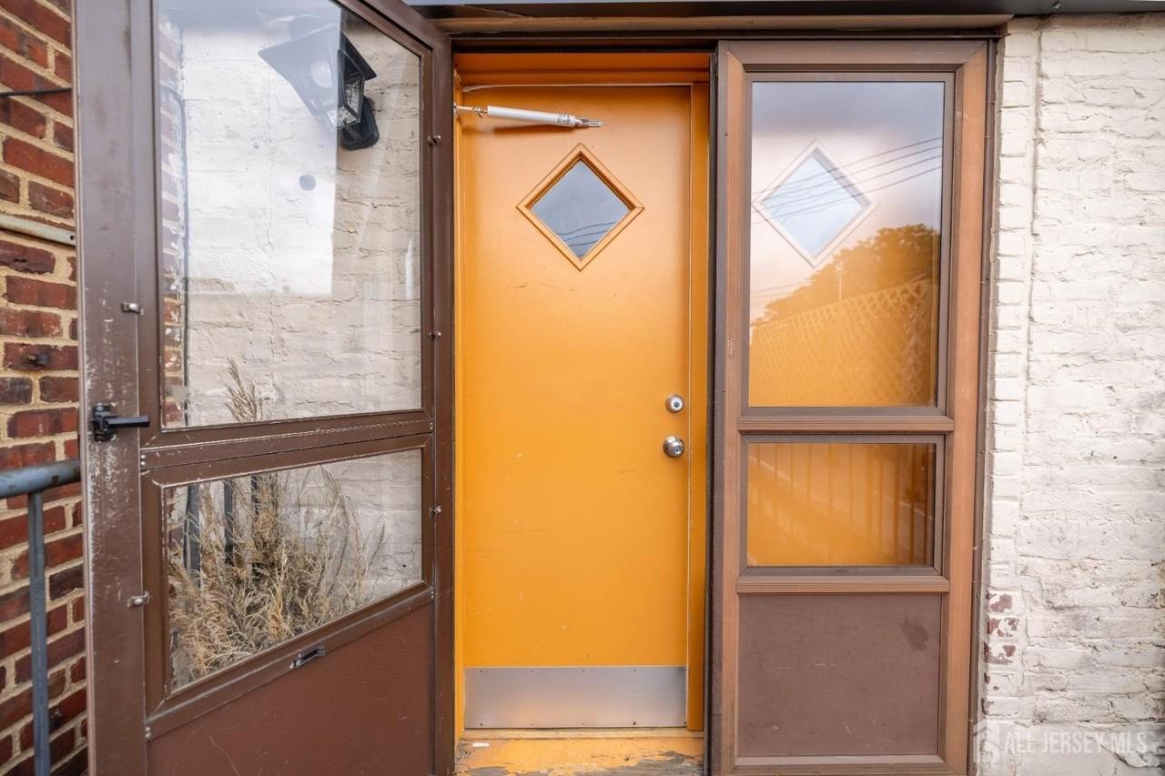 353 Springfield Ave - Photo 3 of 14