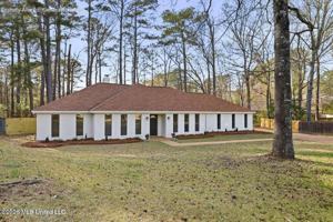 featured image of 409 Arundel Dr