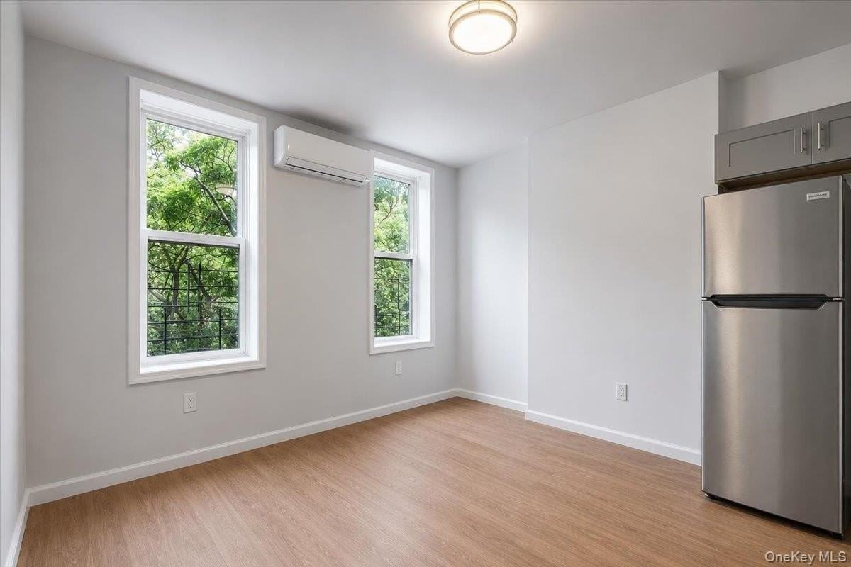 324 Eldert St #2A - Photo 2 of 11