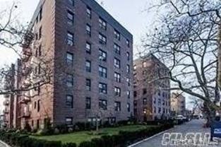 631 Beach 9th St #3A - Photo 1 of 1