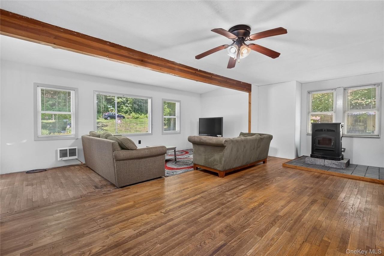 22 Lime Kiln Rd - Photo 6 of 24