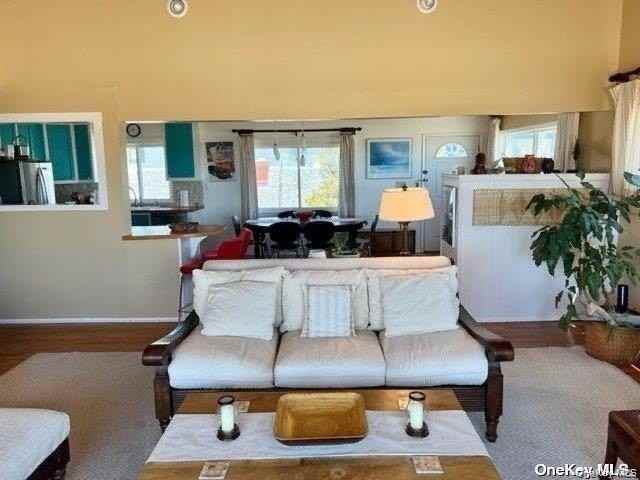 3 Oswego Ave - Photo 5 of 21