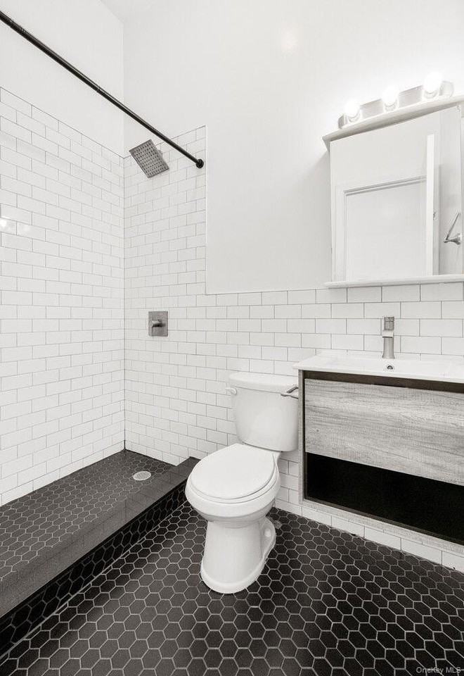 6047 68th Ave #1 - Photo 7 of 10