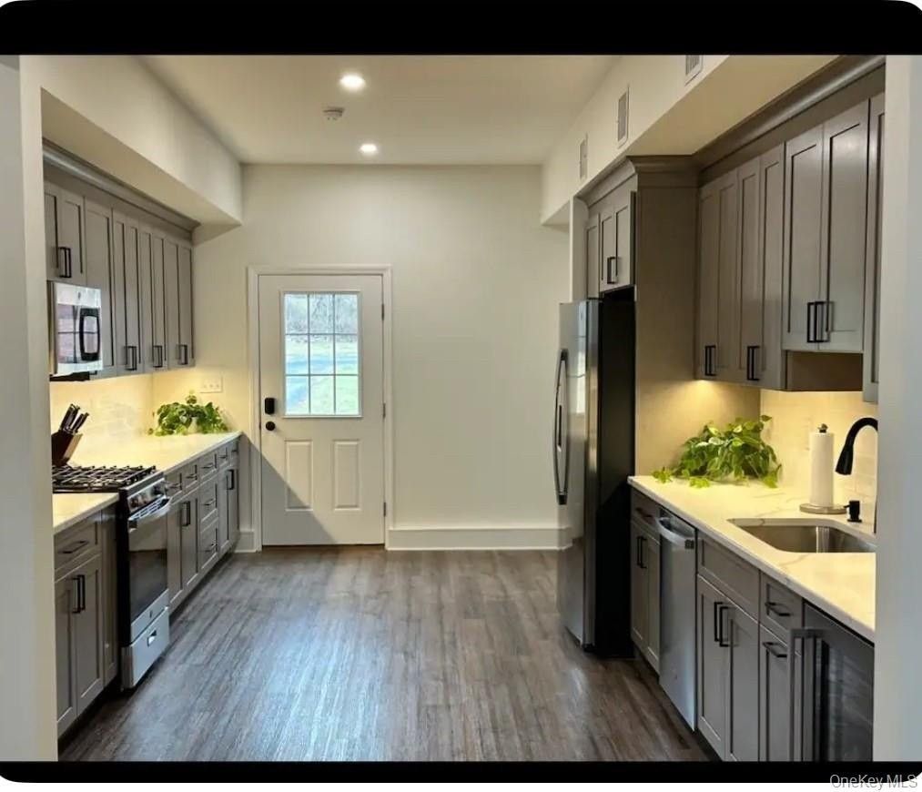 118 Plains Rd - Photo 2 of 19