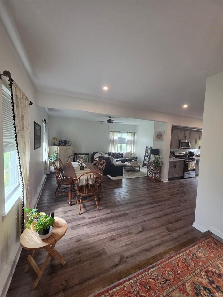 118 Plains Rd - Photo 5 of 19