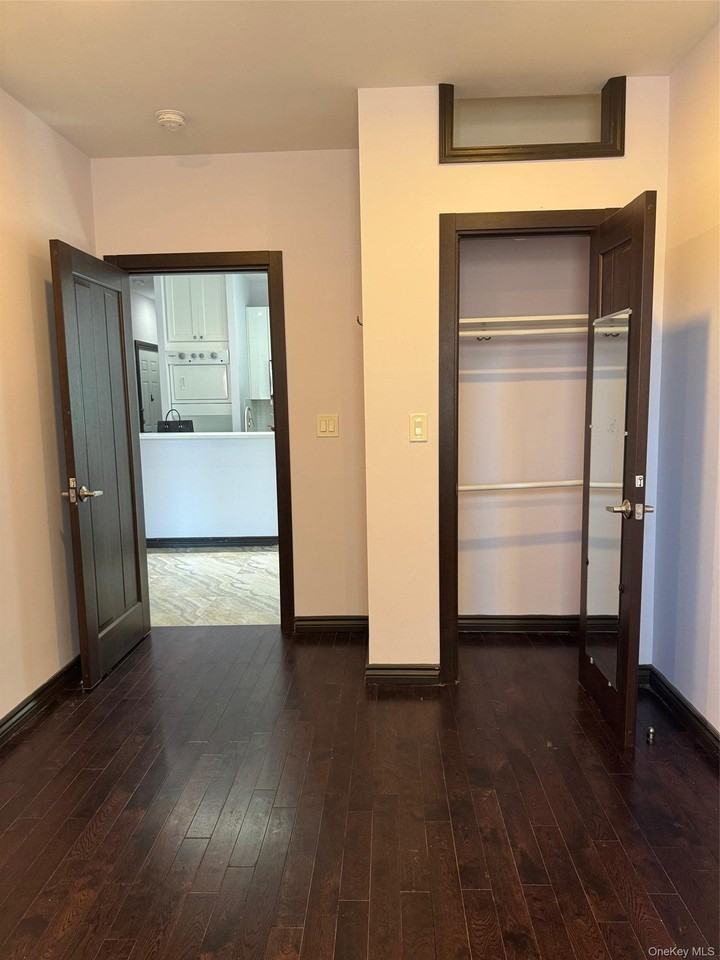 7305 Metropolitan Ave - Photo 6 of 18