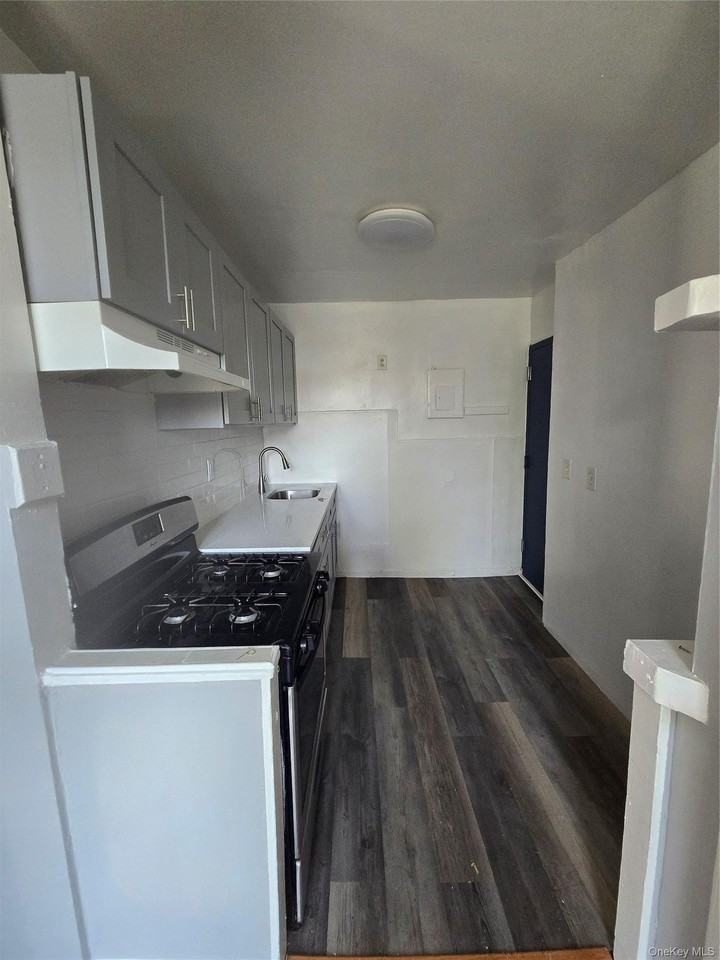 116-19 Supthin Boulevard #2 - Photo 2 of 9