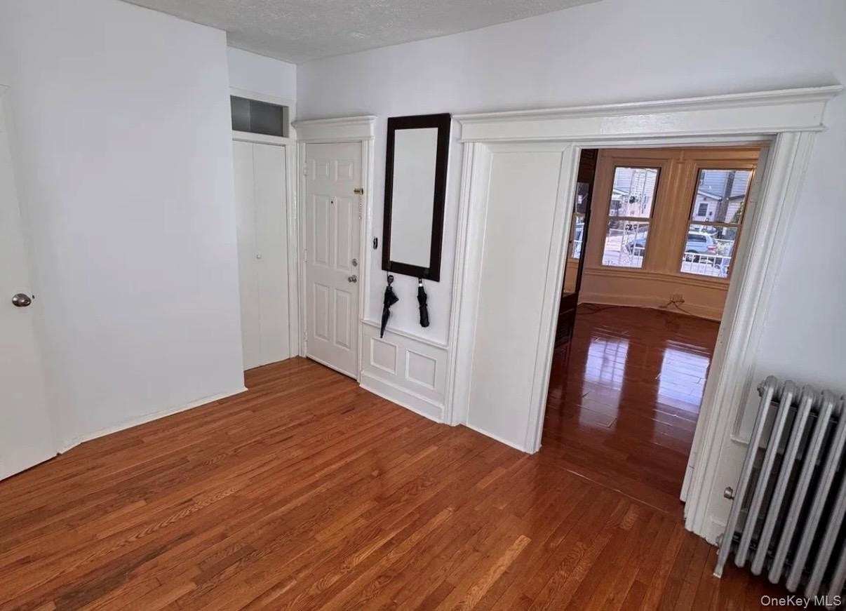 9311 Foster Ave - Photo 4 of 6