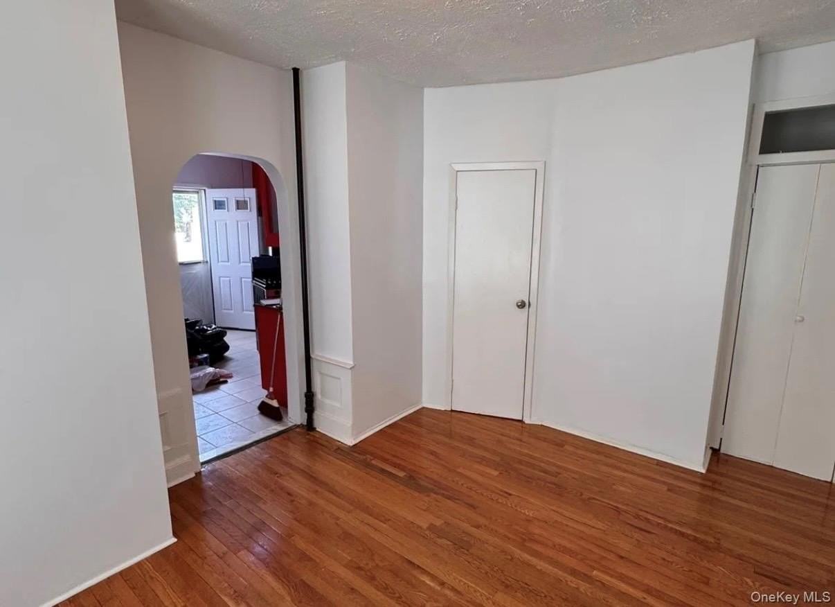 9311 Foster Ave - Photo 6 of 6
