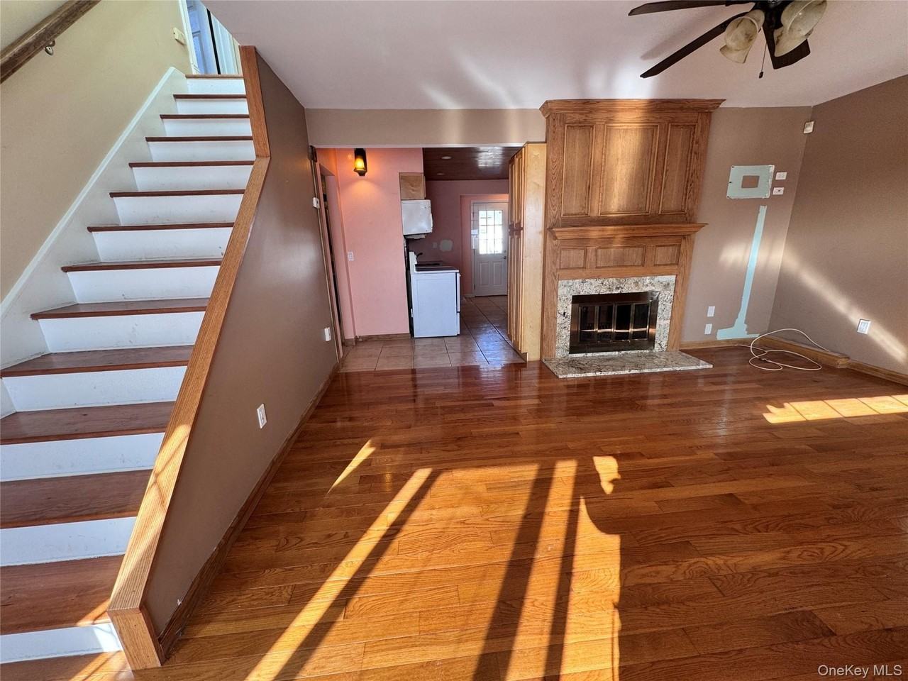 37 Spray Ln - Photo 5 of 20