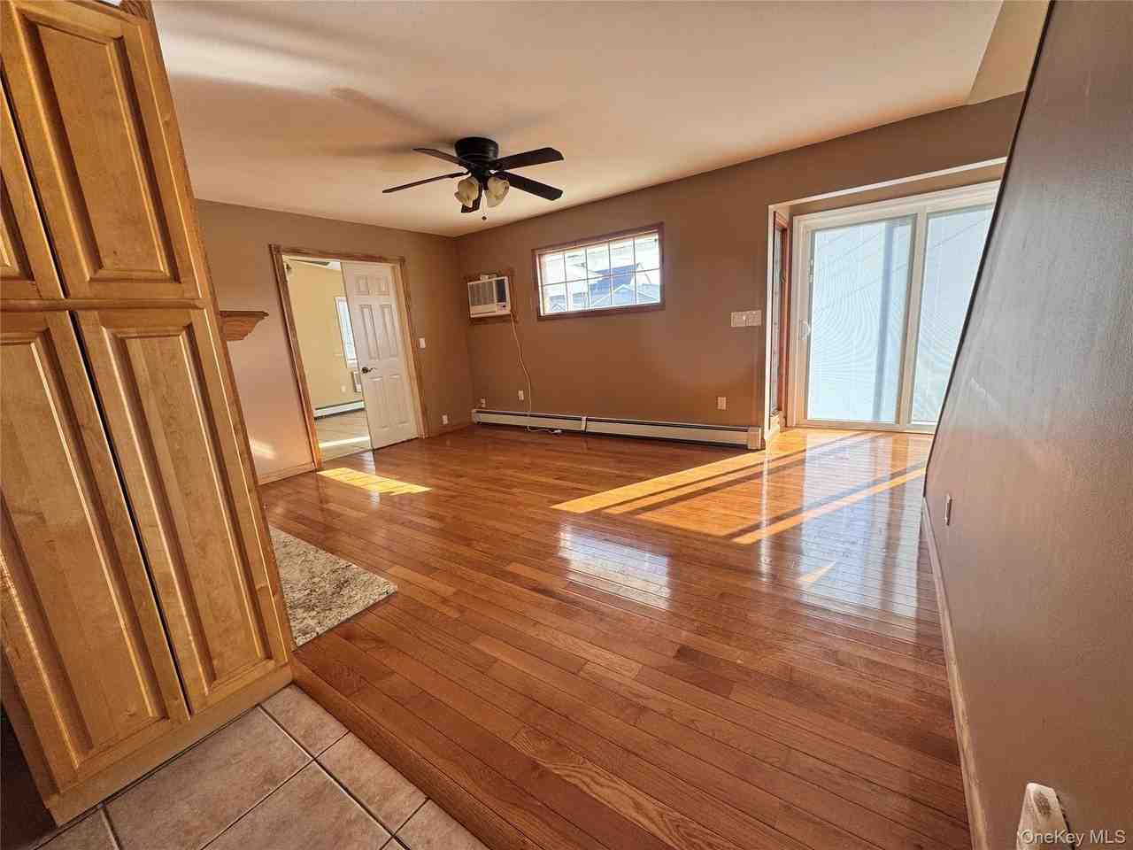 37 Spray Ln - Photo 6 of 20