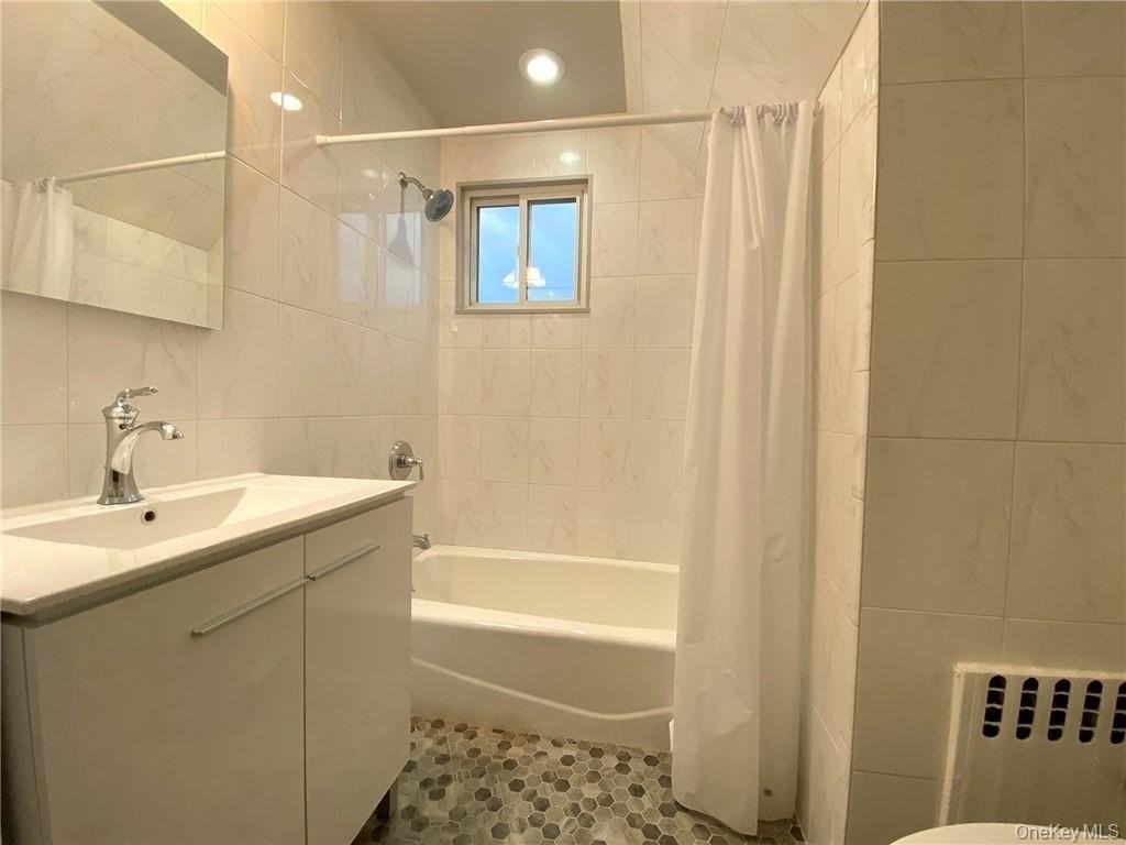 31 Fairview Ave #3 - Photo 3 of 8