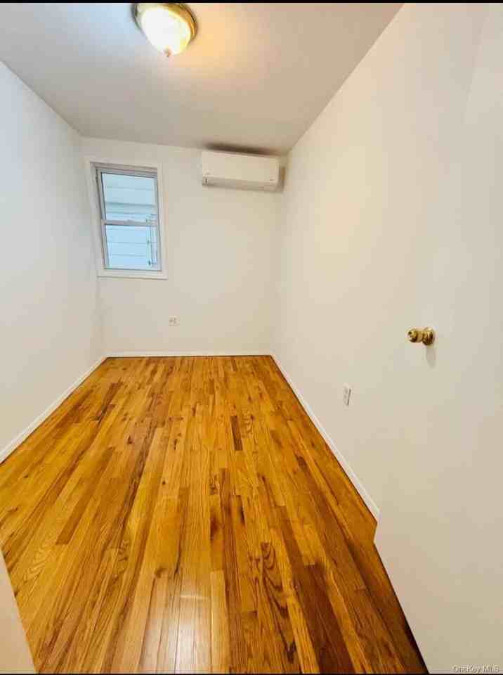 2939 Curtis St #1stFL - Photo 3 of 10