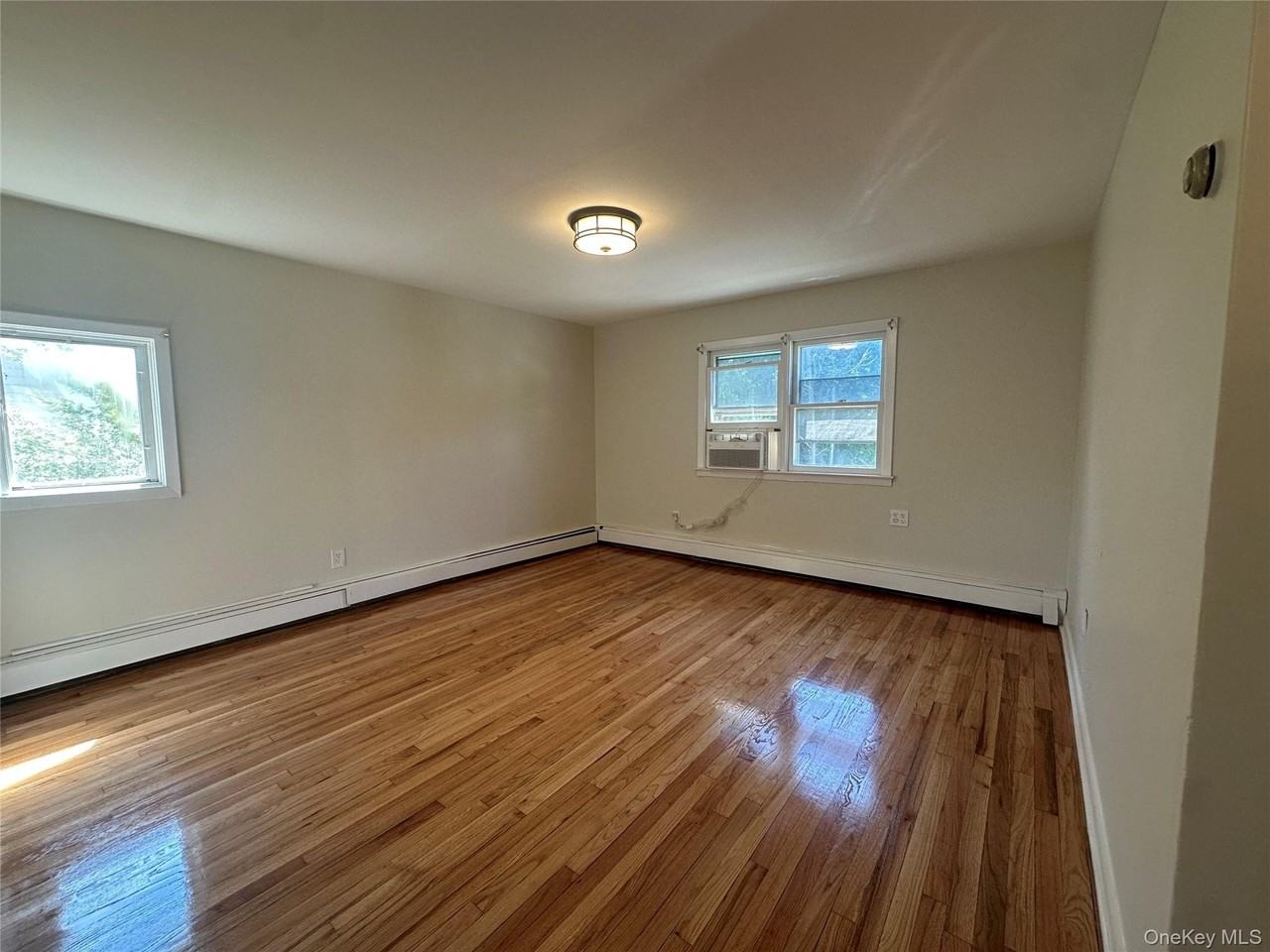45 Landing Rd - Photo 7 of 13