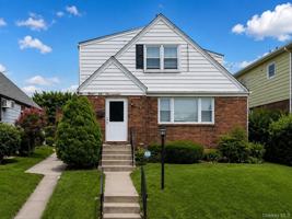 featured image of 13617 62nd Ave #1