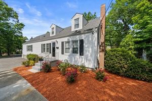 featured image of 1822 Washington St #0
