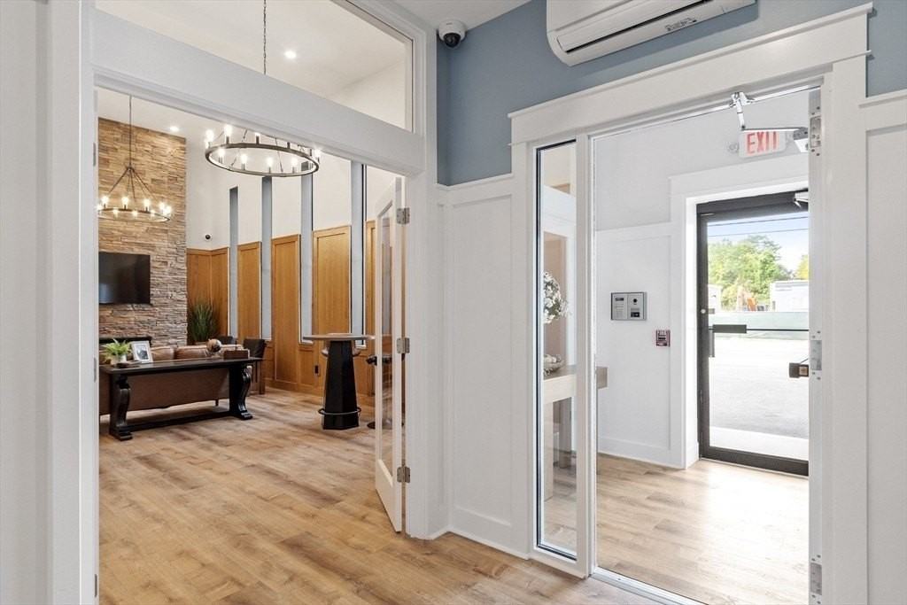 843 Main St #107 - Photo 4 of 12