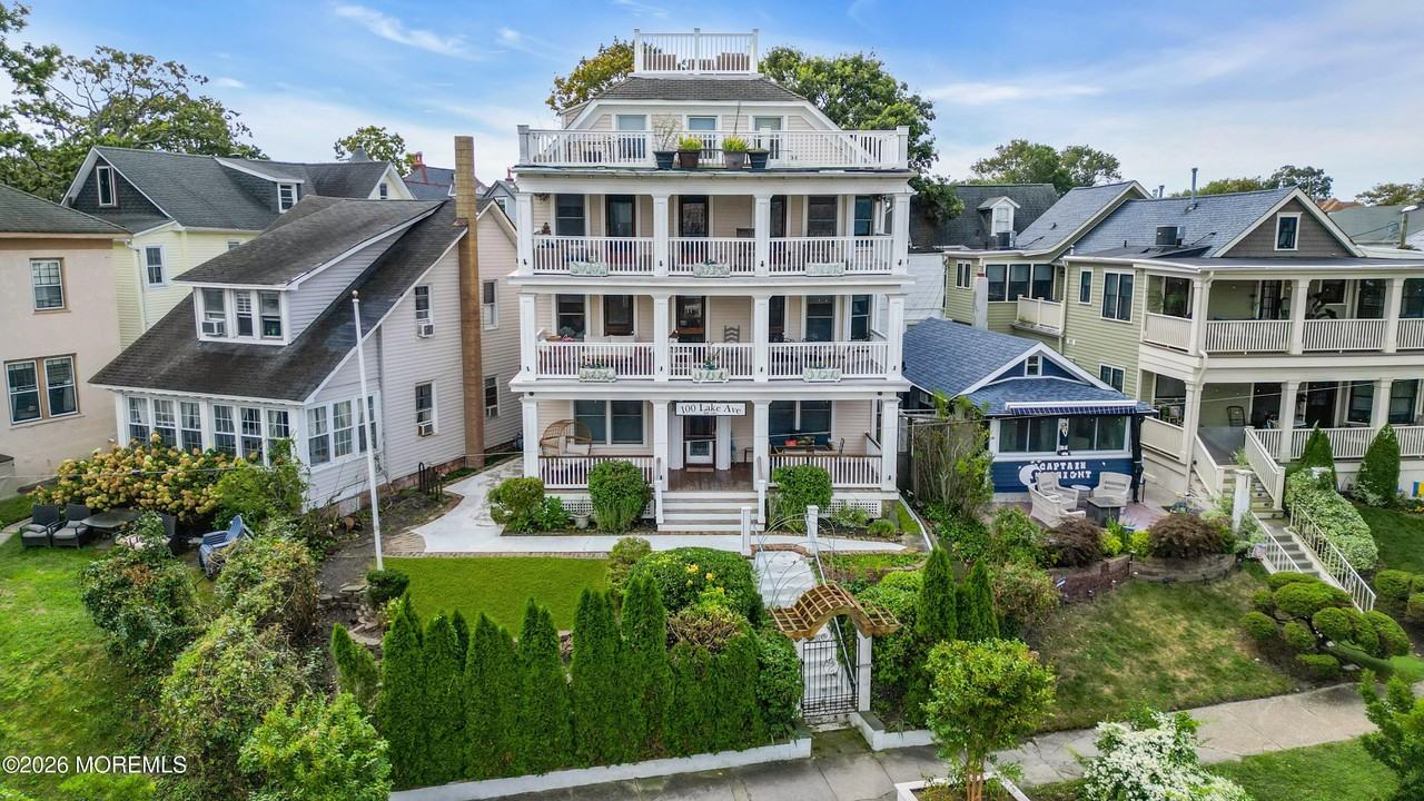 100 Lake Ave