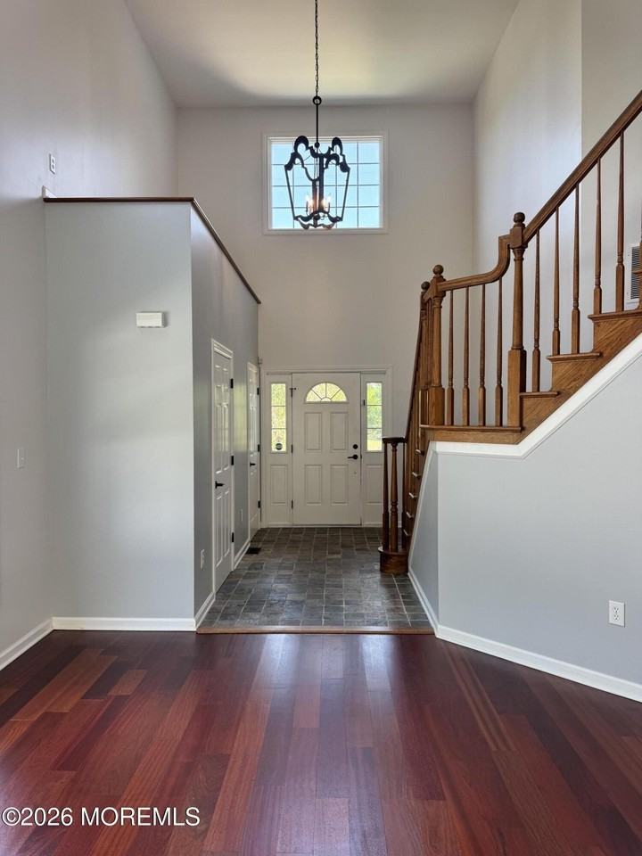 196 South St - Photo 4 of 36