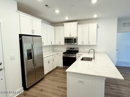 featured image of 29104 Radford Court #2904