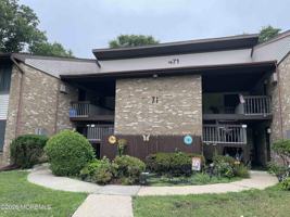 featured image of 71 Overlook Way #G