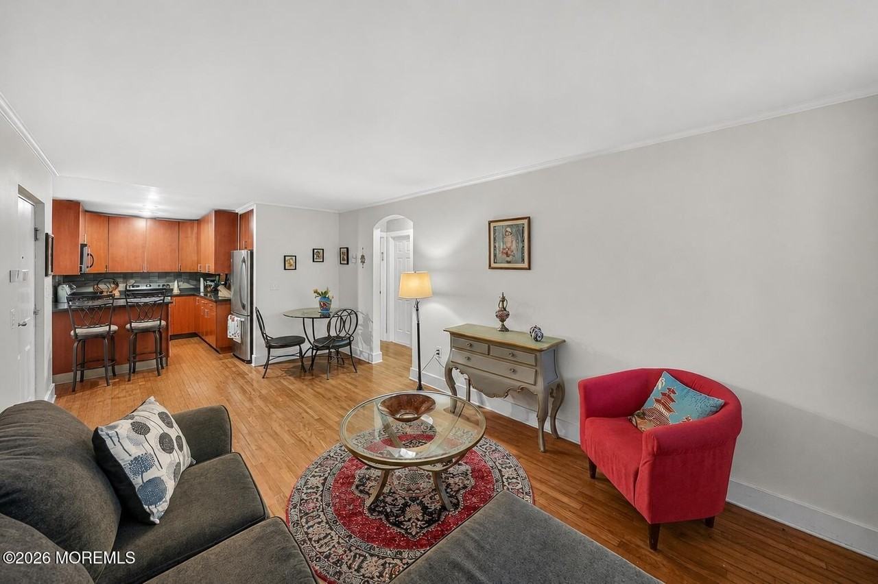 301 6th Ave #101 - Photo 3 of 14